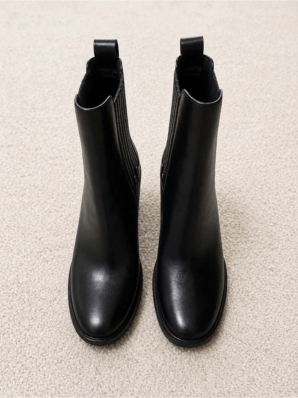 NWOT- Tory Burch T Chelsea Heeled Black Leather Ankle Boots 7.5